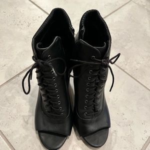 Worn once, Vince Camuto block heel laced heels peep toe